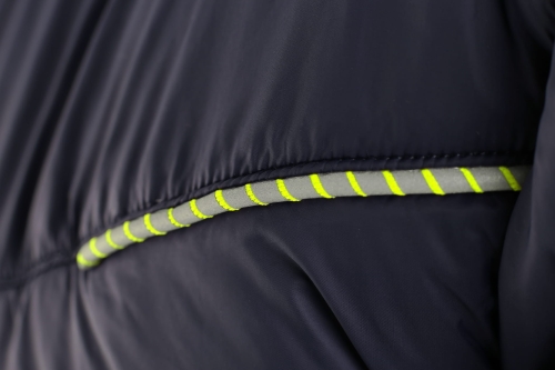 1110 089 155 00 Chester_druhá strana_reflex.jpg